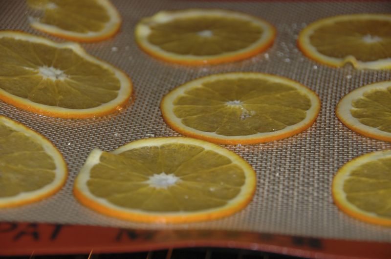 Des Tranches De Citron Et D'orange Séchée Fraîche Couché Sur Fond