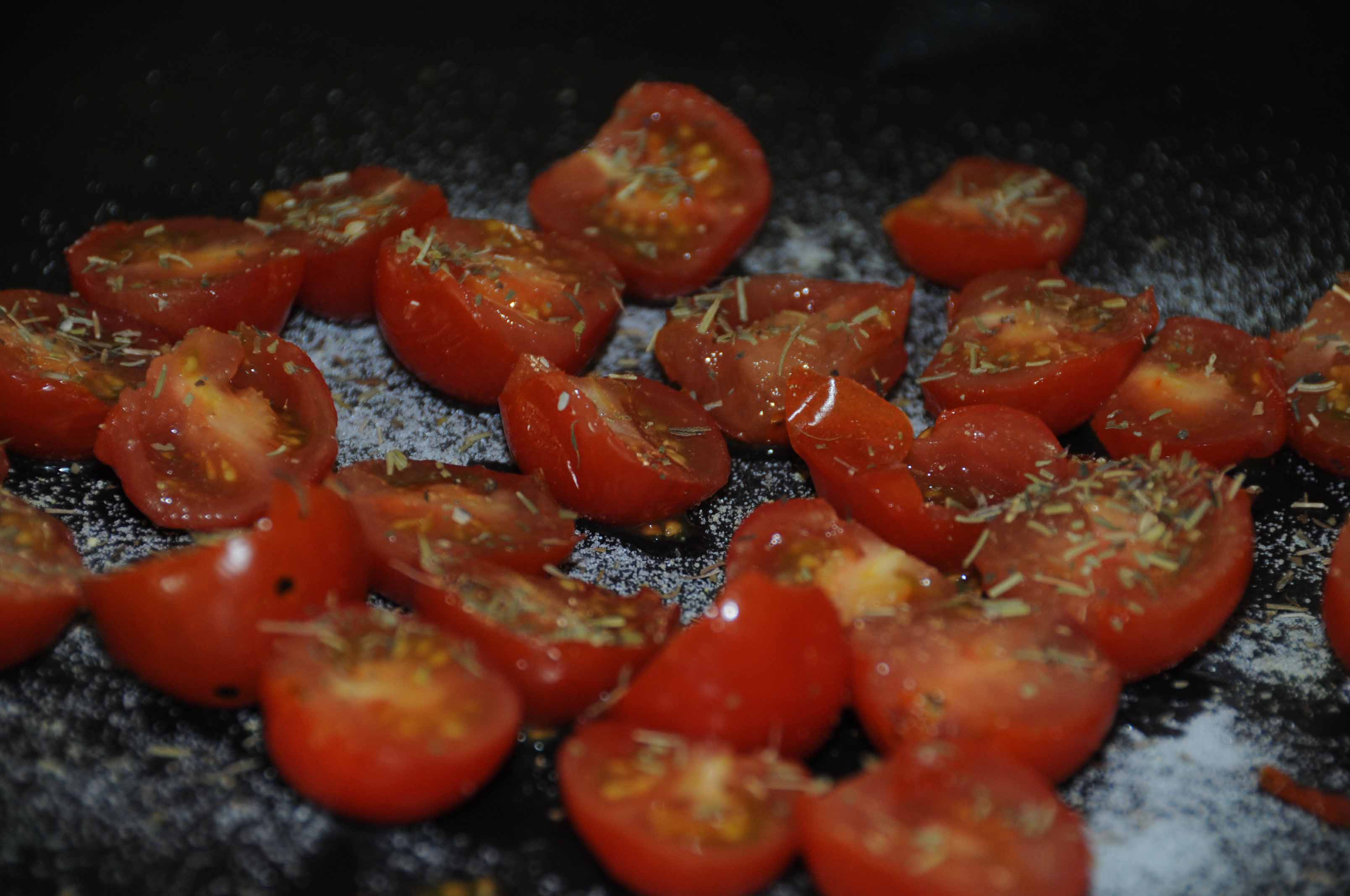 Tomates cerises confites