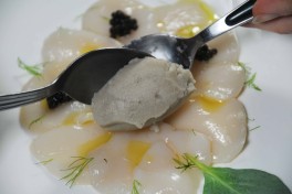 carpaccio saint-Jacques et caviar