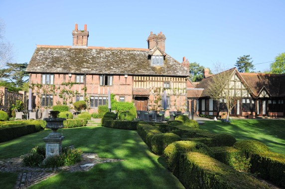 Langshott Manor hotel