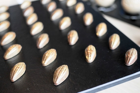 Cédric Bedin, Chez Le Boulanger - Laurent Lachenal : ganache Tonka et gelée de Loupiac