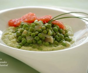 Fricassée de petits pois et gingembre au pamplemousse