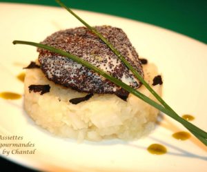 Recette de fête: Saint-Jacques poêlées au pavot bleu, compotée céleri pommes vertes