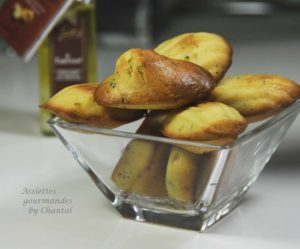 Madeleines aux truffes et huile de truffe