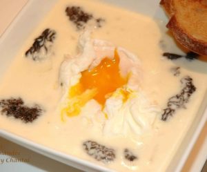 Velouté de morilles et oeuf poché