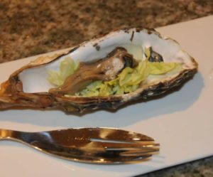 Une recette de Michel Portos: huîtres grillées aux saveurs d'Asie