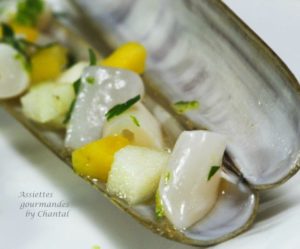 Couteau de mer à la mangue, gingembre et citron vert