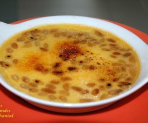 Crème brûlée miel, pignons et citron