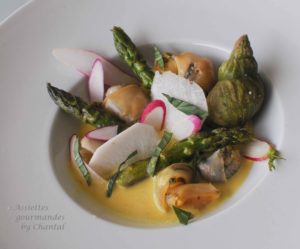 Bulots, asperges, aïoli gingembre