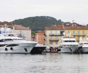 Saint Tropez: Harley et yachts!