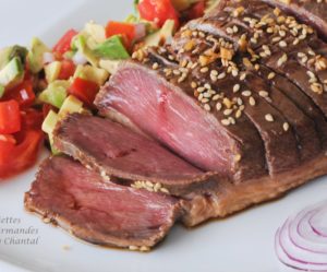 Tataki de magret de canard - Salsa avocat tomate