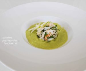 Soupe avocat pomme verte, salade de crabe - Recette de William Ledeuil