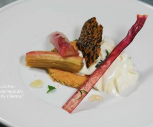 Rhubarbe confite, espuma chocolat blanc, biscuit sablé... et un panier garni à gagner!