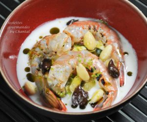 Gambas marinées au miso, amandes et coco 