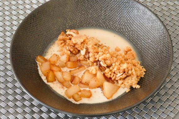 Pannacotta café poires crumble aux noix