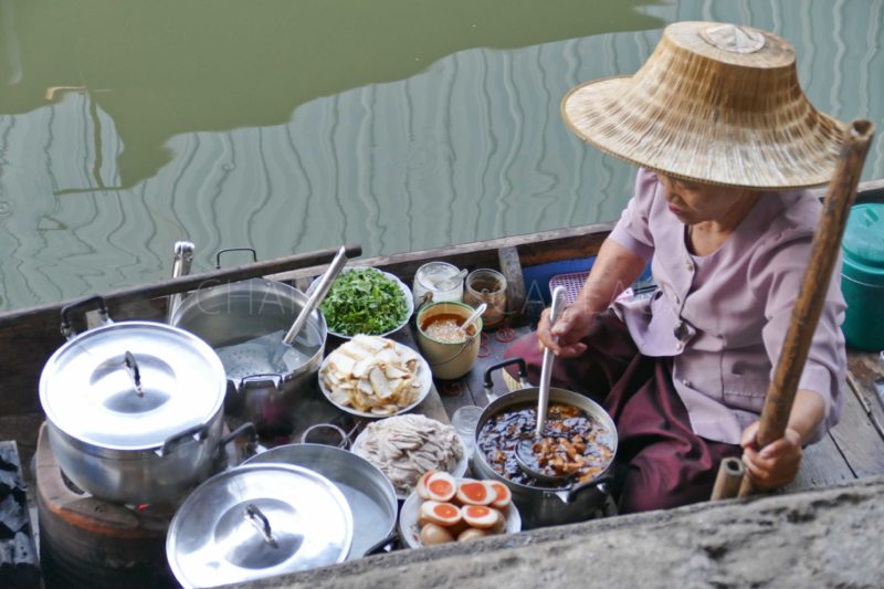 marché flottant Damnoen Saduak 