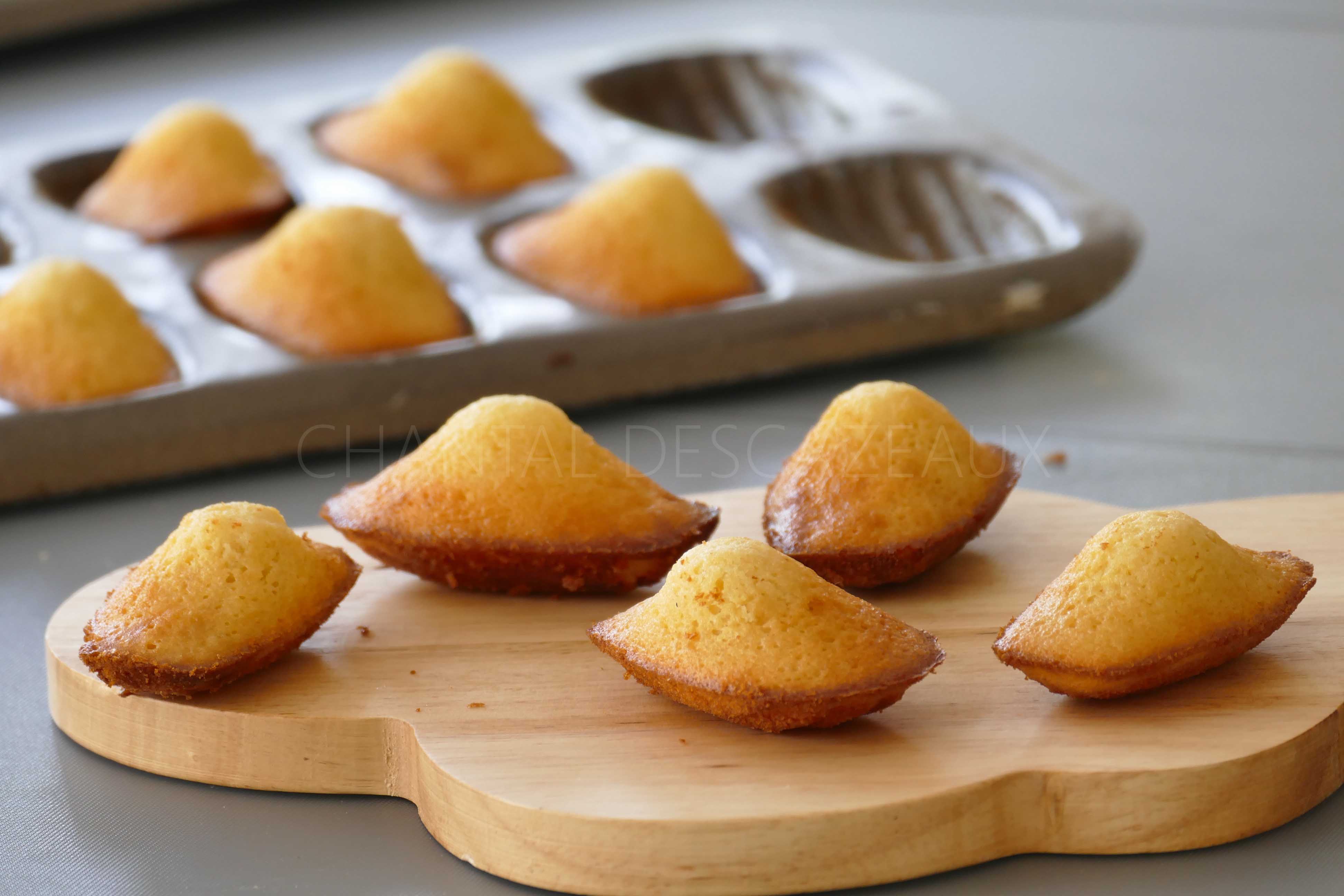 Madeleines – La recette avec la bosse et faite en 5 minutes! - Assiettes Gourmandes