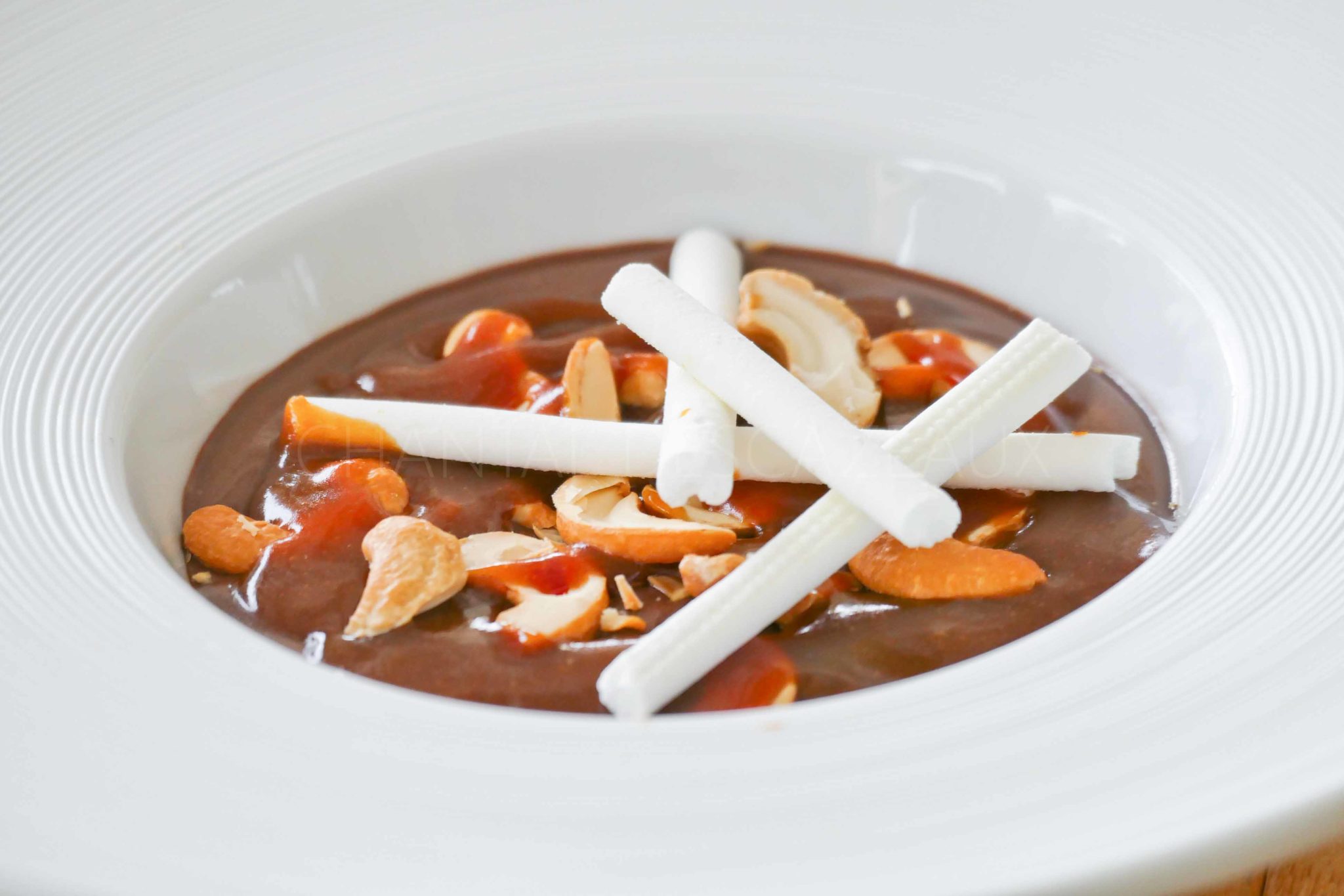 Crème au Chocolat de Cyril Lignac... avec une sauce caramel et des topping