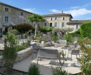 Déjeuner à la Ferme de Chapouton à Grignan