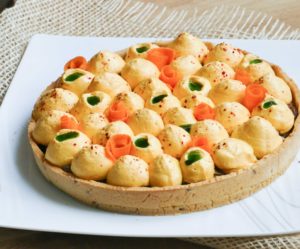 Tarte aux carottes, cèpes et noix