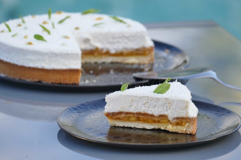 Tarte mangue, caramel cacahuètes, noix de coco... une recette de Stéphane Corolleur