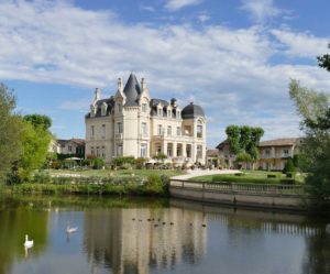 Le Grand Barrail à Saint-Emilion: le luxe d'un Château à la gastronomie accessible