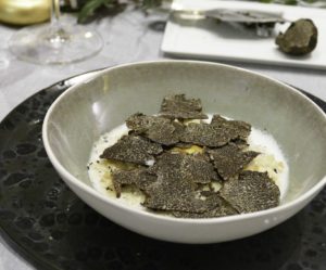 Célerisotto à la truffe et jaune d'oeuf confit